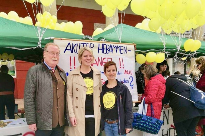 Besuch beim Aktionstag der Hebammen